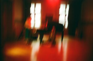 Otwarta na 18 ścian - Miniatura na fortepian i kamienicę (fot. Ada Słowikowska)