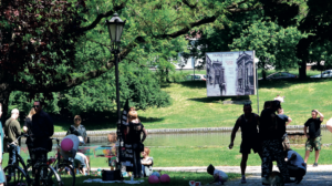 Park Śledzia, widok na ulicę Wobroską. Fot. Bogdan Jankowski