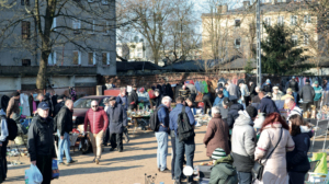 Pchli targ przy ulicy Dolnej. Fot. Bogdan Jankowski