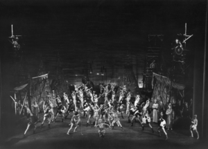 Opera „Kniaź Igor” Aleksandra Borodina, przedstawienie inauguracyjne Teatru Wielkiego w Łodzi, reżyseria: Roman Sykała, 20 stycznia 1967. Fot. Archiwum rodziny Korskich