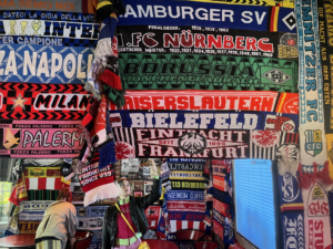 Football Pub. Fot. Hela Dondé